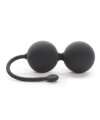 50 Shades of Grey: the Balls of Silicone Thighten and Tense
